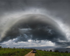 Shelf cloud