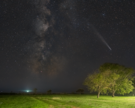 C/2023 A3 Tscuchinshan - ATLAS and Milky Way